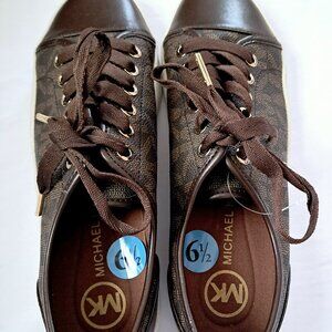 Michael Kors Sneakers size 6.5. BRAND NEW
